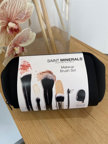 Saint Minerals Makeup Brush Set